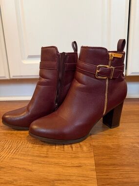 NY&CO Burgundy Ankle Boots - Sleek Leather Look